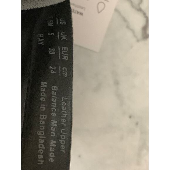 Naturalizer Size 7.5M Black Leather Bay Weatherproof Ankle Bootie Classy LB7-9 - Picture 11 of 12